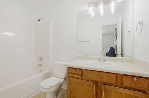 5719 Windfall Ln, Lithonia GA 30058-2626 exterior