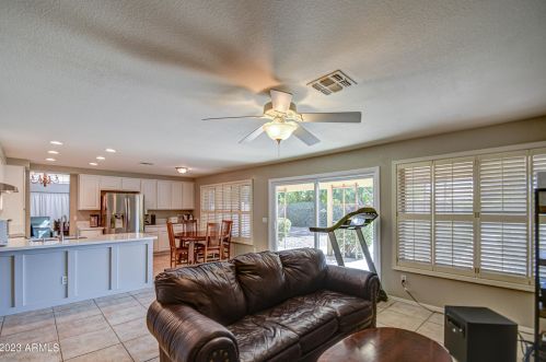 2388 Sycamore Pl, Chandler AZ 85286-6820 exterior