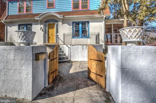 48 Cottage Ave, Lancaster PA  17602-3212 exterior