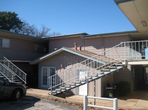 924 Dean Keeton St, Austin, TX 78705-3330