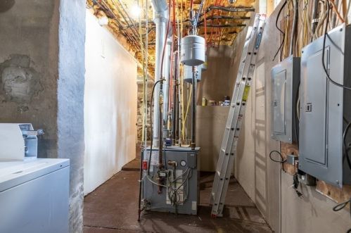 73 Merrifield St, Worcester MA 01605-3018 exterior