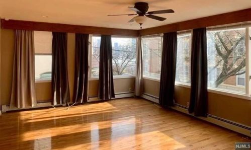 2 46th St, Union City NJ  07086-7102 exterior