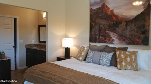 5800 Kolb Rd, Tucson AZ  14276-0908 exterior