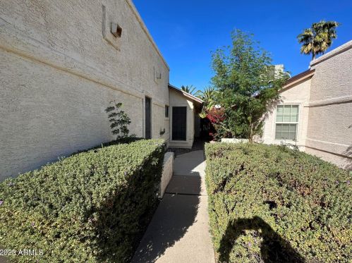 1102 Estrella Dr, Chandler AZ  85224-6505 exterior