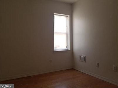 1950 4th St, Philadelphia PA  19122-2235 exterior