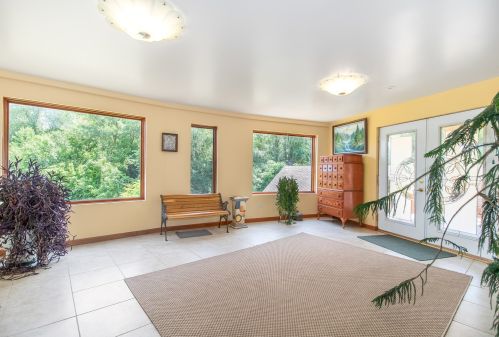 1100 Eunice Ave, Joliet IL 60433-8517 exterior