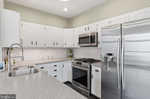 3809 Elbert Ave, Alexandria VA 22305-2042 exterior