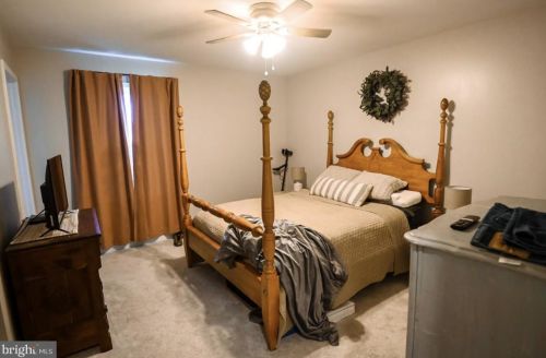 55 Cardinal Dr, Hanover PA  17331-9787 exterior