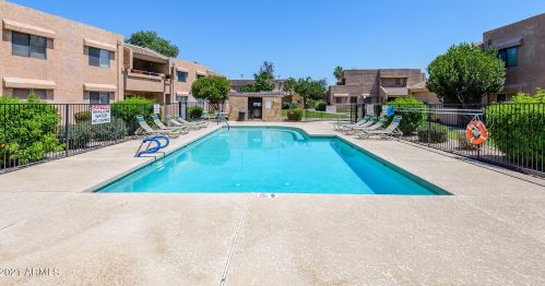 10828 Biltmore Dr, Phoenix AZ  85029-5416 exterior