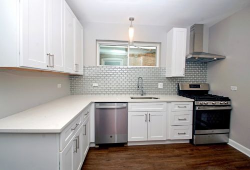 8144 Lafayette Ave, Chicago IL 60628-5536 exterior