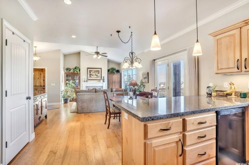 1491 Tuscan Oak Way, Sandy UT 84092-4601 exterior