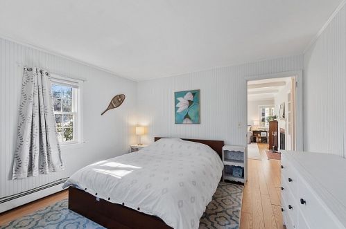 14 Meadow Ln, Worcester MA  01602-1604 exterior