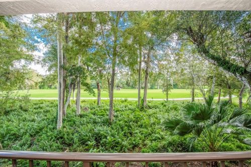 107 Wilderness Dr, Naples, FL 34105-2640