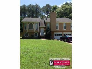 2821 Mountbery Dr, Lithonia, GA 30039-8029