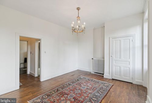 601 18 St, Philadelphia PA 19140-1013 exterior