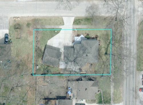 2085 Madalene Ave, Meskegon MI 49442-3815 exterior