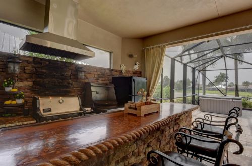 225 Fernleaf Trl, Fort Pierce FL 34953-8212 exterior