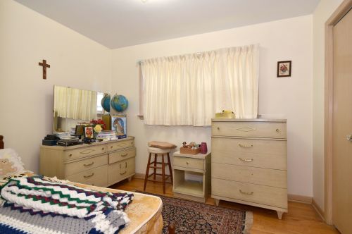 7517 Myrtle Ave, Chicago IL 60631-1835 exterior