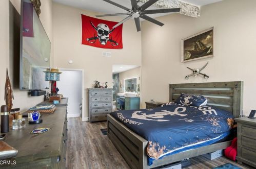 3354 Sunset Ln, Oxnard CA 93035-4128 exterior