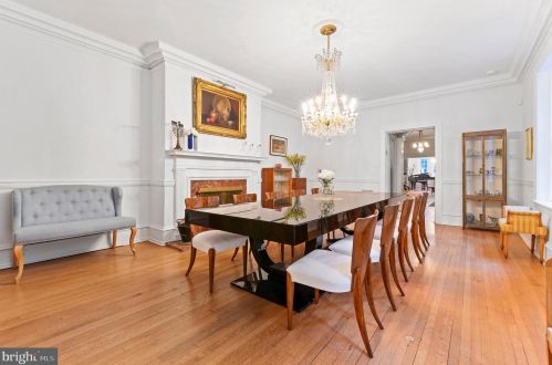 326 21 St, Philadelphia PA 19130-3237 exterior