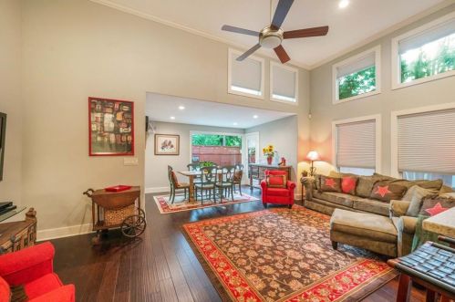 1315 Anderson Ln, Austin TX  78757-1458 exterior