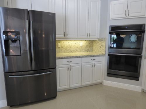 474 Carter Ave, Fort Pierce FL 34983-2999 exterior