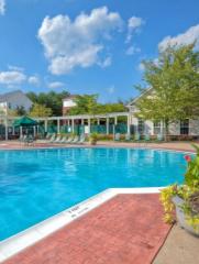 1 Florence Dr, Florham Park NJ  07932-1535 exterior