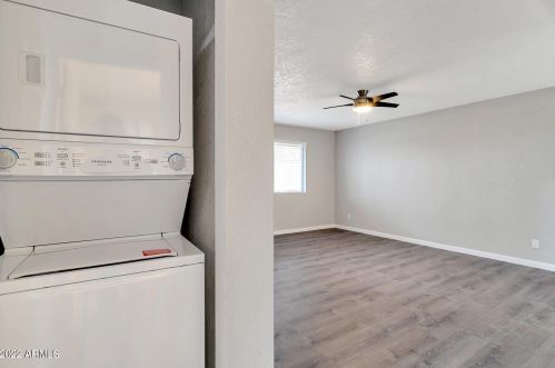 6041 23 Ave, Phoenix AZ 85015-4006 exterior