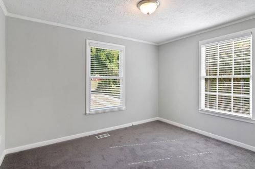 1385 Kenilworth Dr, Atlanta GA 30310-3941 exterior