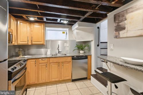 1318 Addison St, Philadelphia PA 19143-1203 exterior