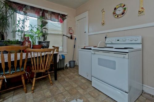 855 Boston Rd, Springfield MA 01119-1331 exterior