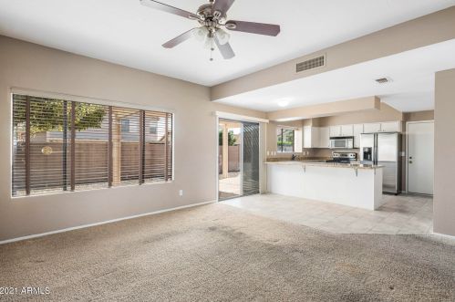 4523 Bluefield Ave, Phoenix AZ 85032-1420 exterior