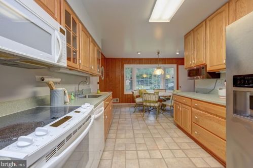 601 Windmill Ln, Silver Spring MD 20905-5673 exterior