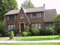 7 Stanley Rd, Newton, MA 02468-2337