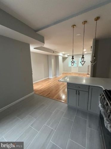 5937 Leithgow St, Philadelphia PA 19123-2127 exterior