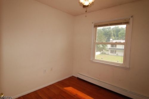 12 Tobyhanna Trl, Hopatcong NJ  07843-1024 exterior