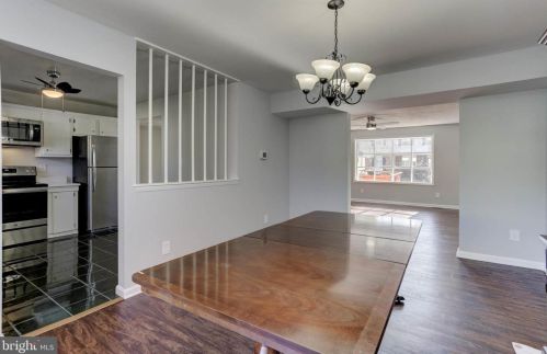 454 Mainview Ct, Glen Burnie MD 21061-6120 exterior