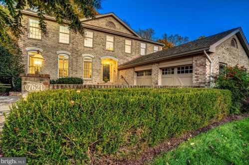 7621 Laurel Leaf Dr, Rockville, MD 20854-1763