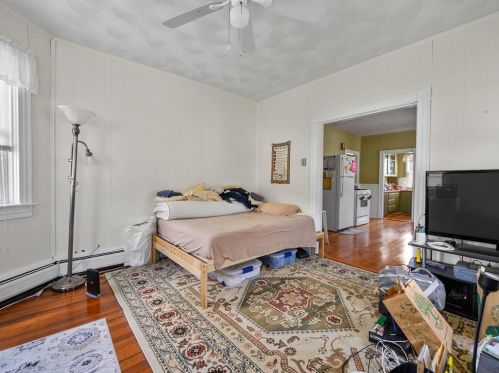 45 Byron St, Providence RI 02911-1927 exterior