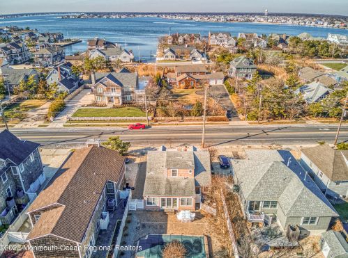 841 Main Ave, Point Pleasant Beach NJ  08742-5355 exterior