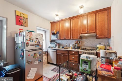 5911 Greene St, Philadelphia PA 19144-2540 exterior