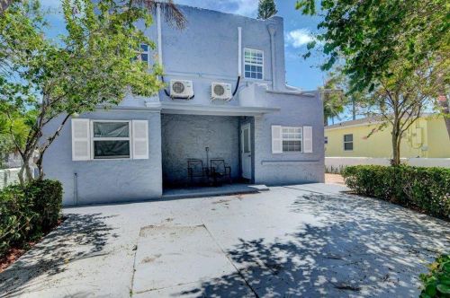 331 1 Ave, Boynton Beach FL 33435-4006 exterior