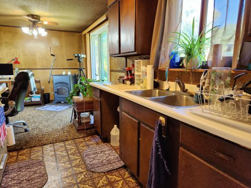 9101 18 Mile Rd, Cedar Springs MI 49319-9746 exterior