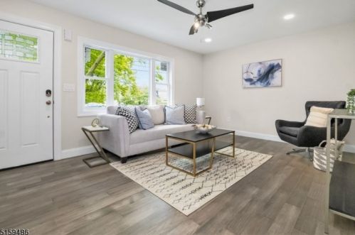 2688 Plainfield Ave, Scotch Plains NJ 07076-2058 exterior