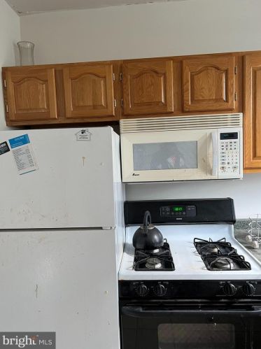 1637 L St, Washington DC 20002-3019 exterior