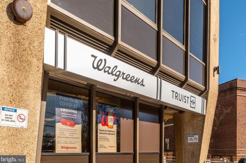 3285 Sutton Pl, Washington DC  20016-7547 exterior