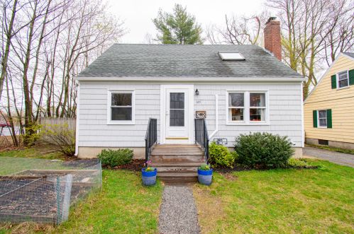 129 Massachusetts Ave, Portland ME  04102-2515 exterior