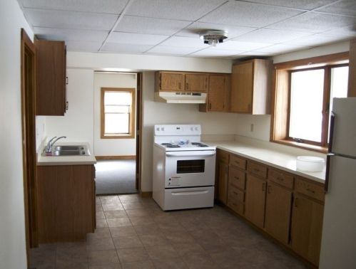 116 St, Ware MA 01082-1030 exterior