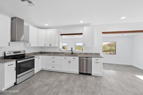 1540 Hl Side Dr, Tucson AZ 85745 exterior