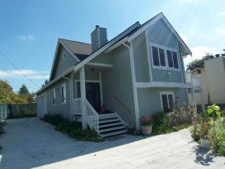 3835 125th St, Seattle WA  98125-4675 exterior